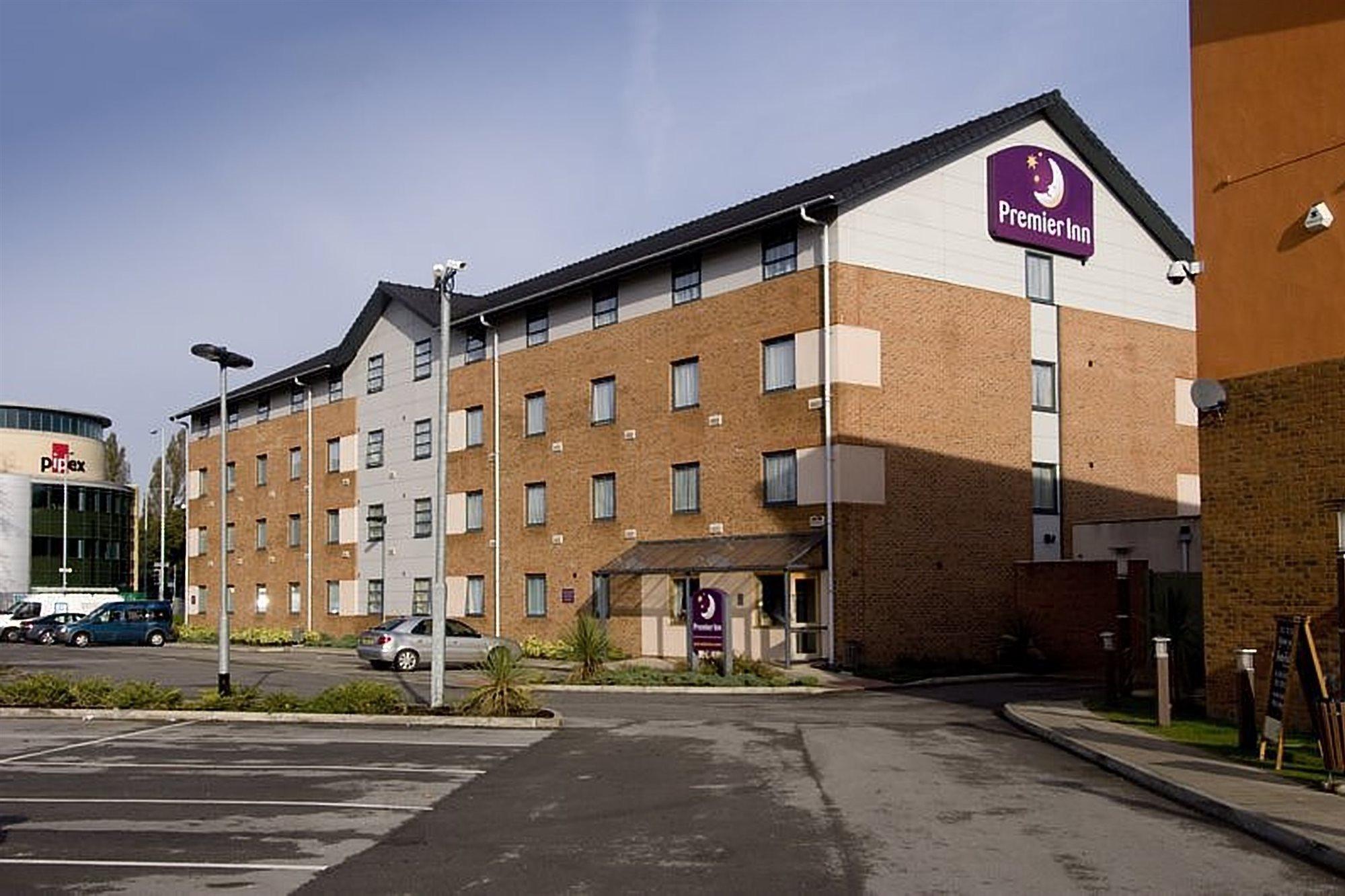 Premier Inn Manchester West Didsbury Zewnętrze zdjęcie