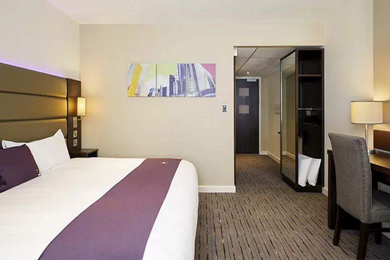 Premier Inn Manchester West Didsbury Zewnętrze zdjęcie